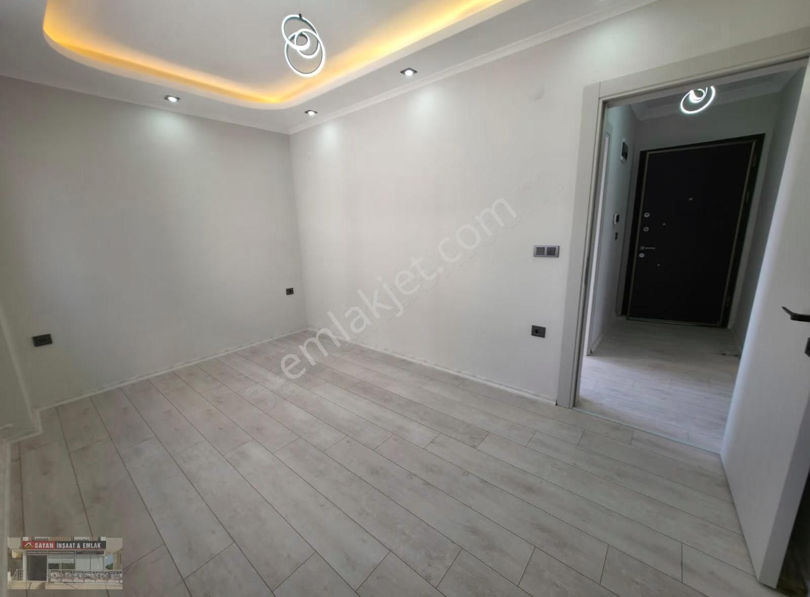 Efeler' De Sıfır Yapı 2+1 Açık Mutfaklı Asansörlü - Görsel 34