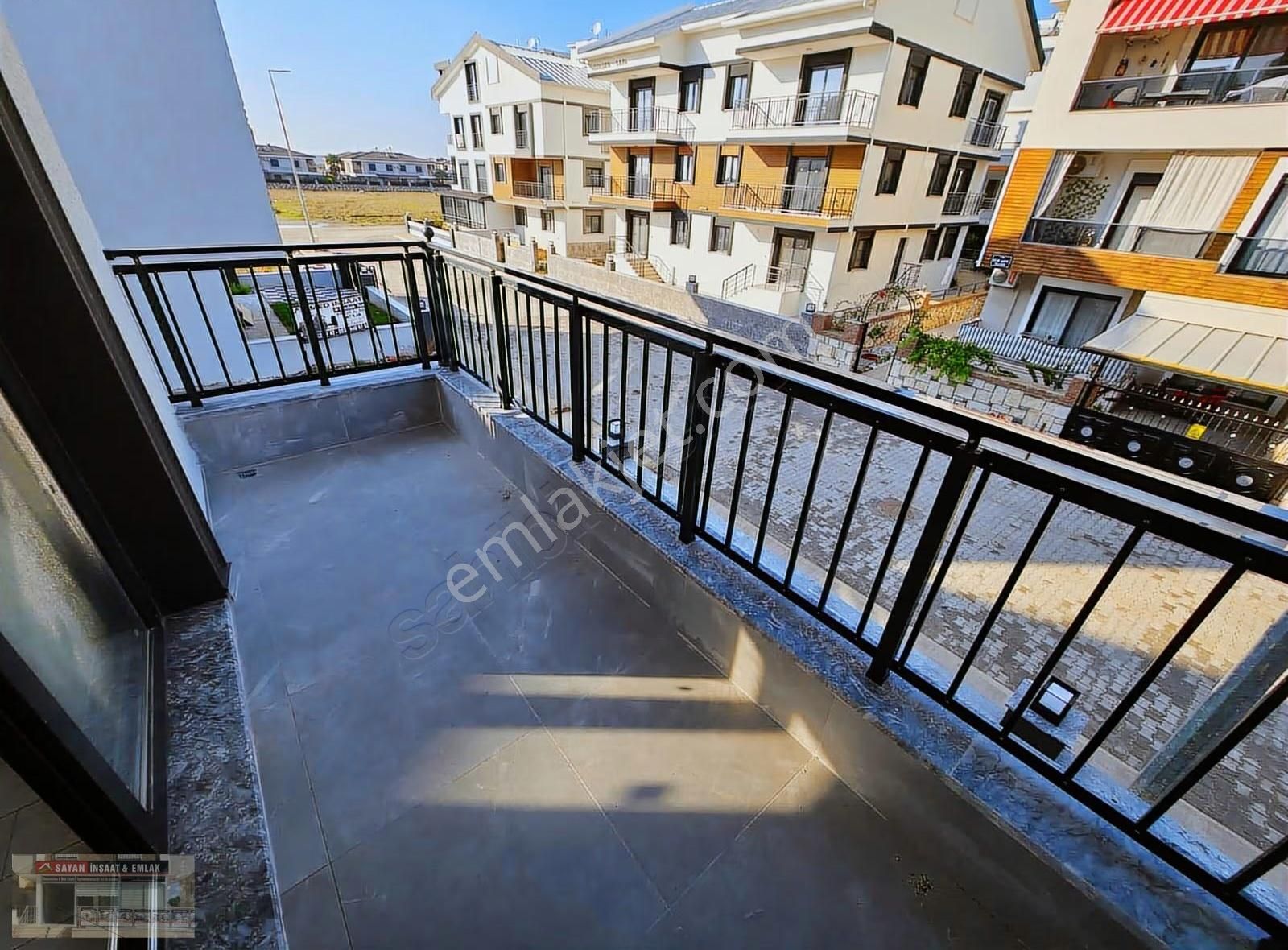 Efeler' De Sıfır Yapı 2+1 Açık Mutfaklı Asansörlü - Görsel 16