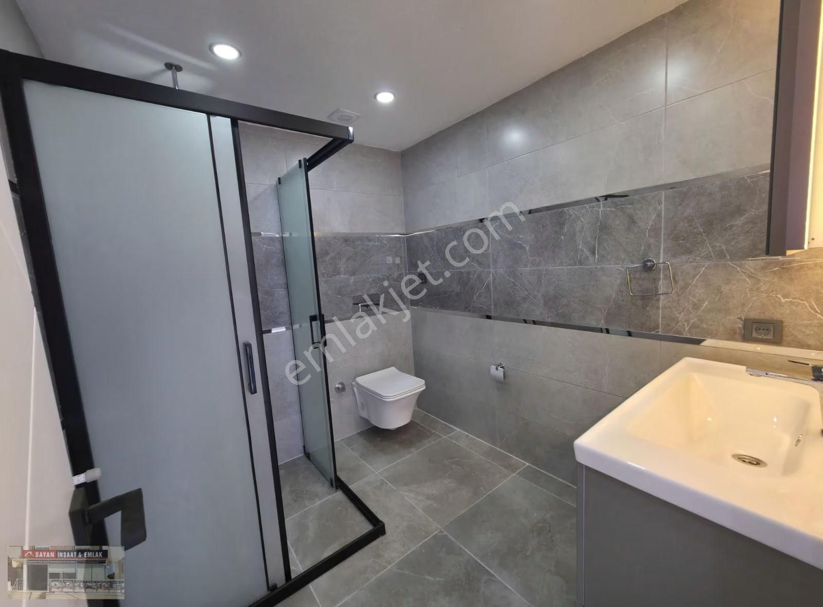 Didim Efeler' De 4+1 Ebeveyn Banyolu Müstakil Havuzlu Ön Cephe - Görsel 29