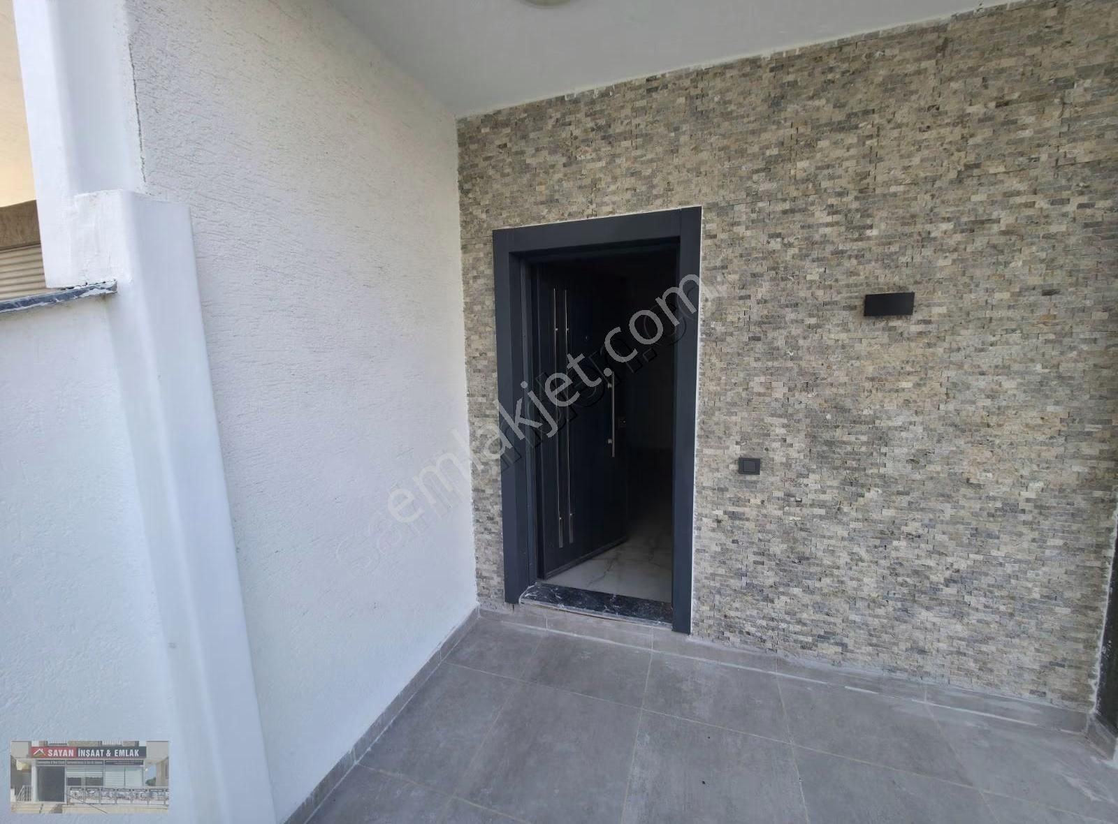 Didim Efeler' De 4+1 Ebeveyn Banyolu Müstakil Havuzlu Ön Cephe - Görsel 9