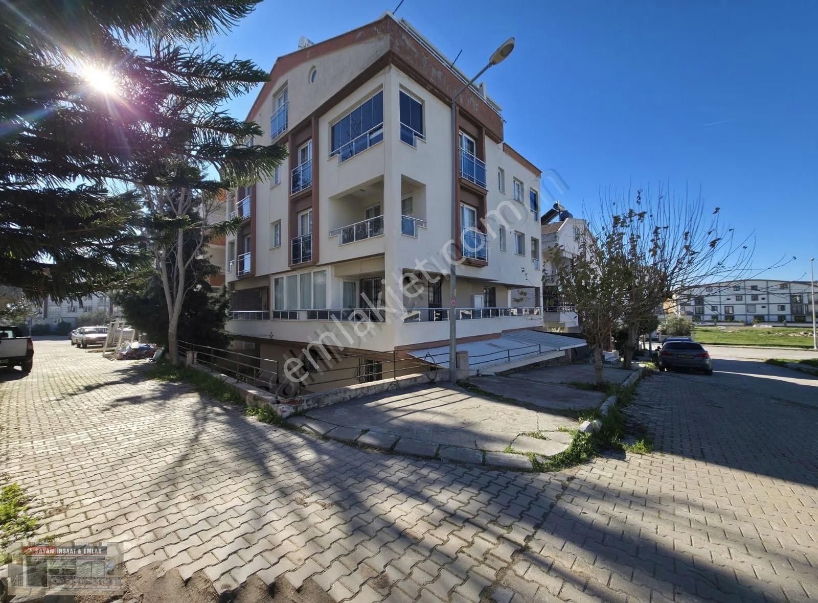 Didim Efeler' De 2+1 Ayrı Mutfak Ters Dublex