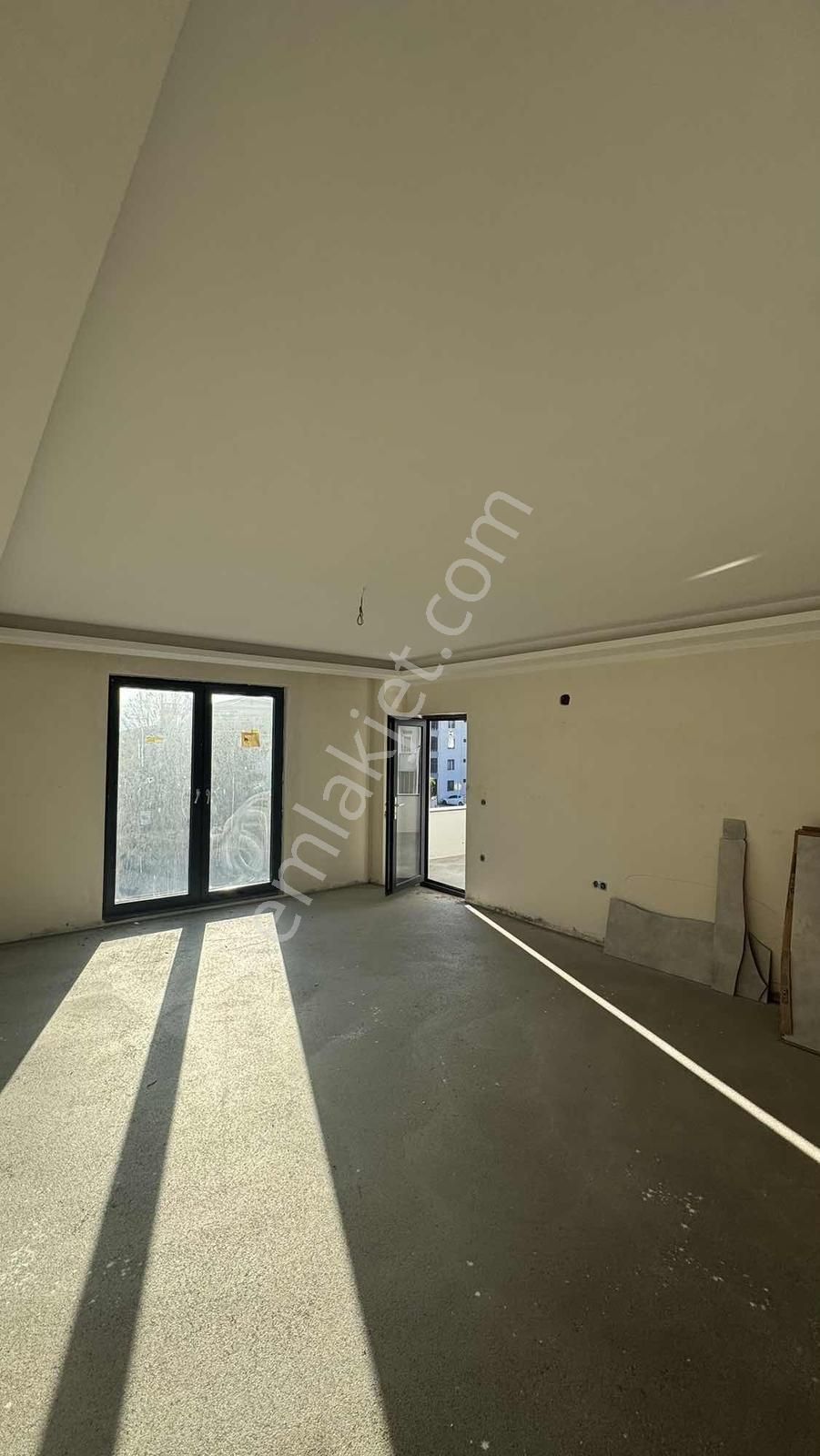 Bera Gayrimenkul Den 180m2 Lüx Daire - Görsel 14