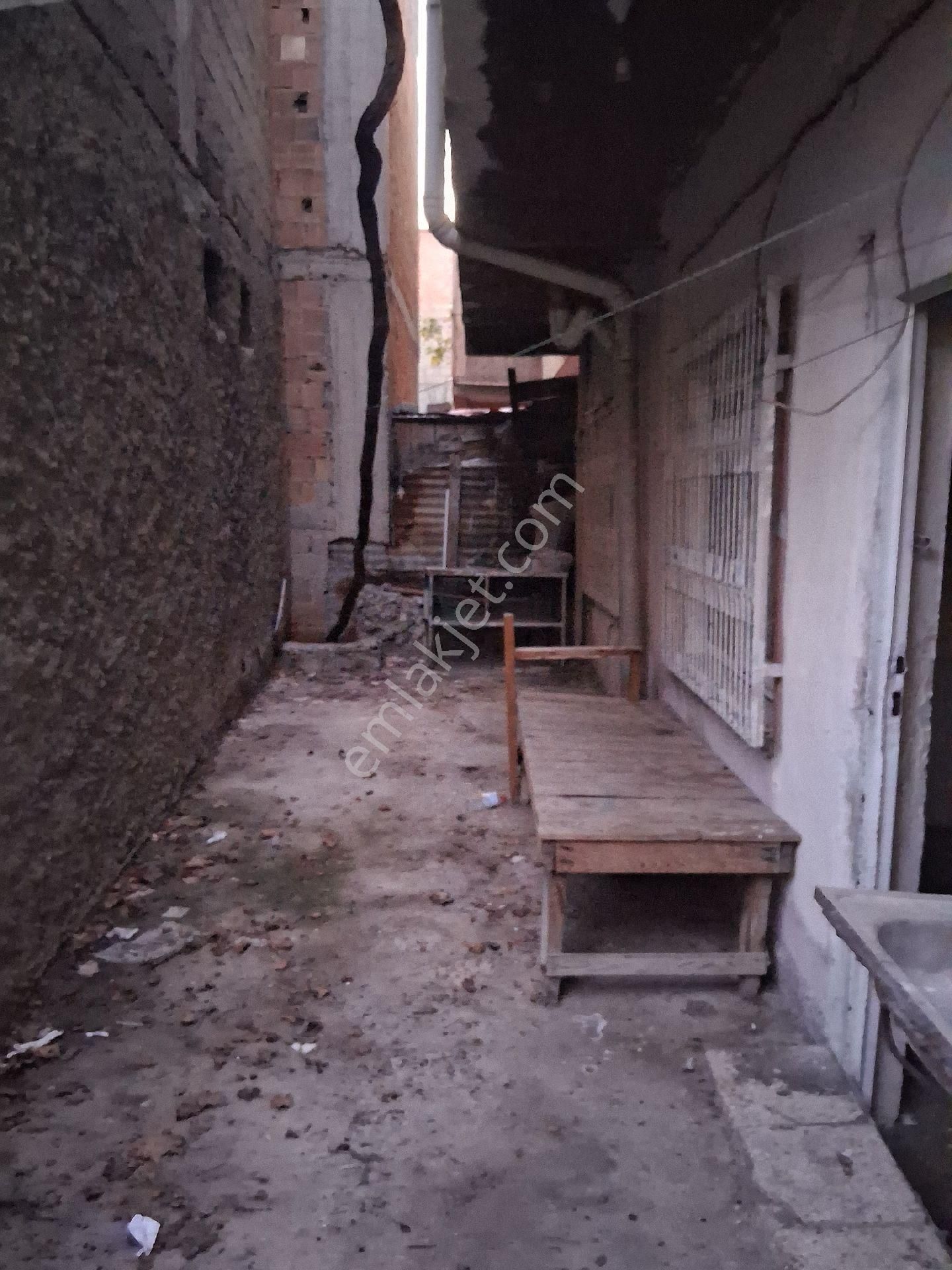 Adana Seyhan Dumlupınar Mahallesi'nde Kiralık 3+1 Müstakil Ev - Görsel 13
