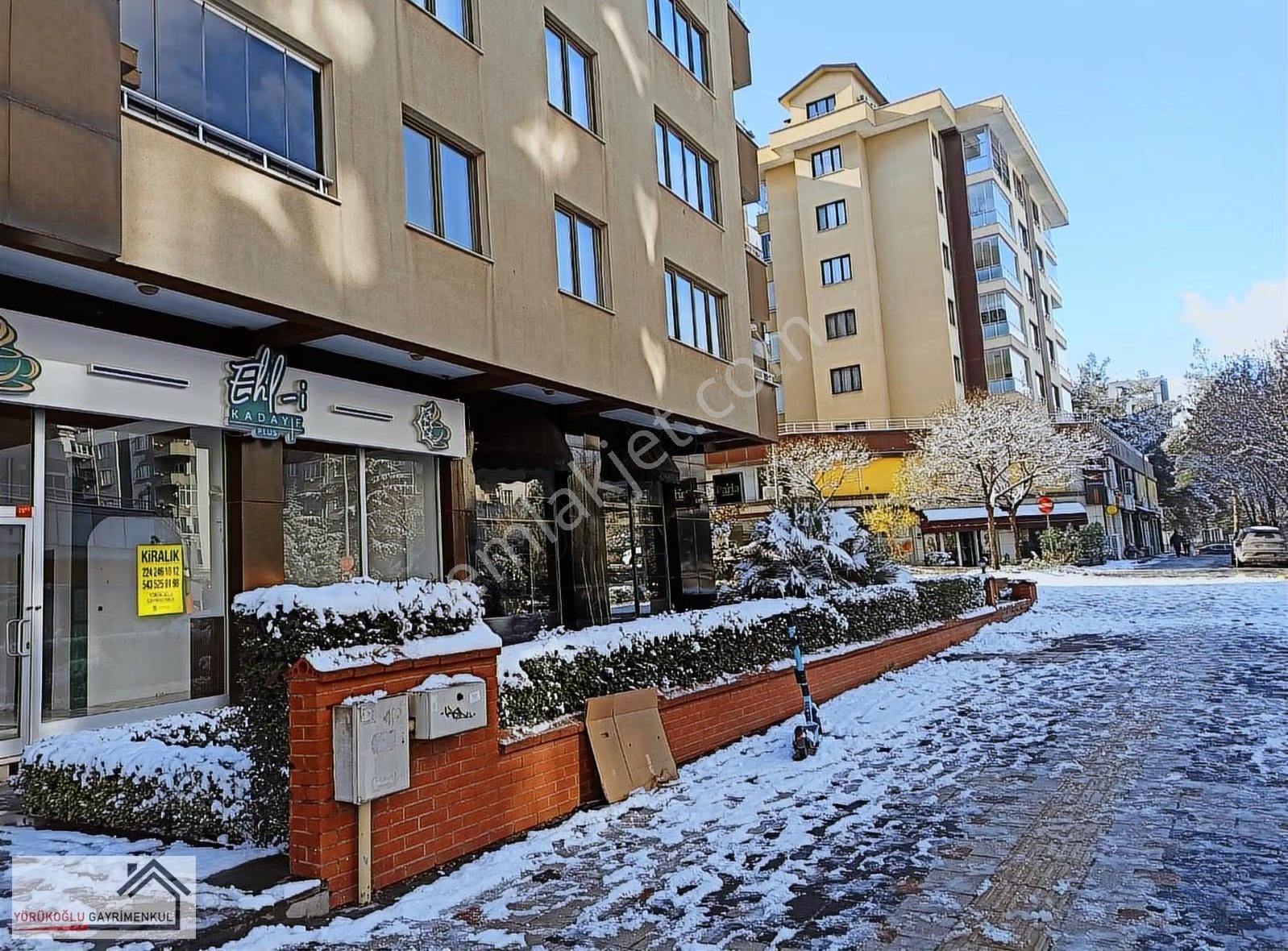 İhsaniye İsmetiye Caddesine Paralel Kiralık Dükkan - Görsel 3