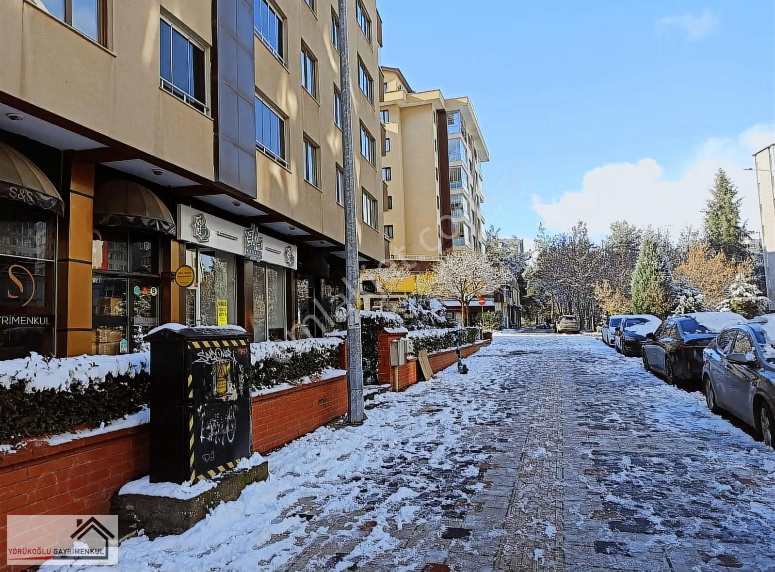 İhsaniye İsmetiye Caddesine Paralel Kiralık Dükkan - Görsel 10