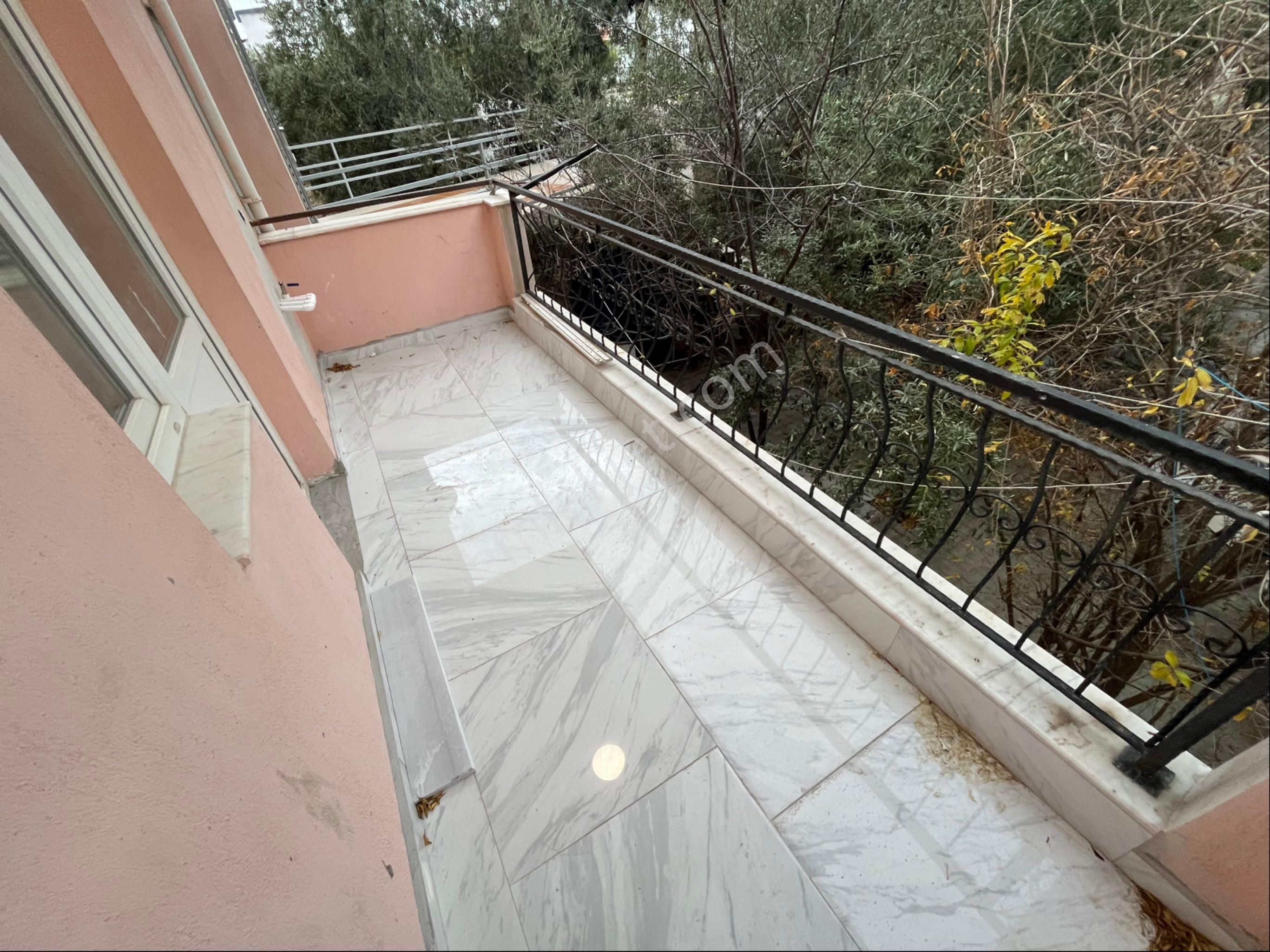 Kuşadası Kadınlar Denizinde İçi Yapılı 3artı 1 Satılık Daire - Görsel 7