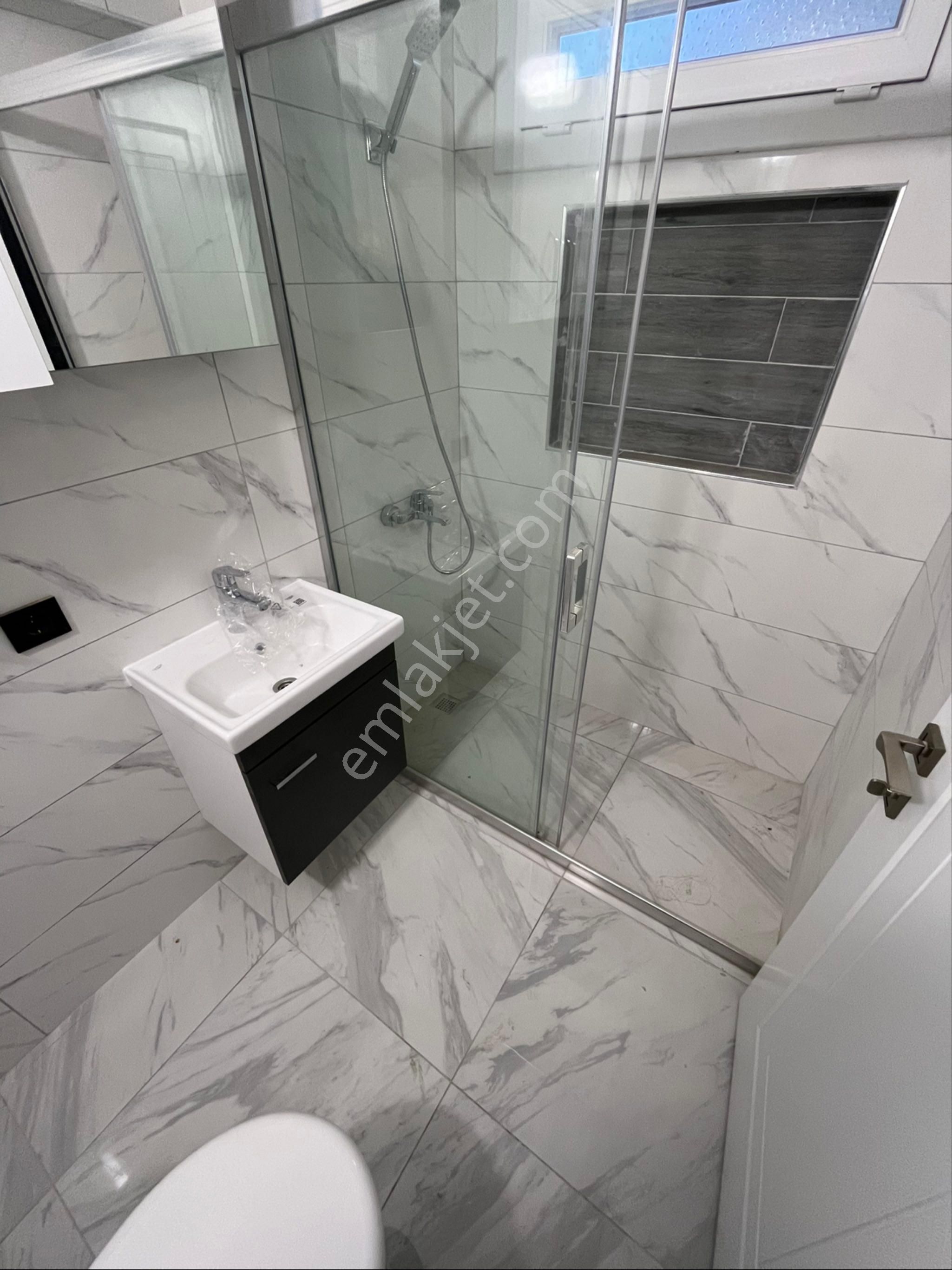 Kuşadası Kadınlar Denizinde İçi Yapılı 3artı 1 Satılık Daire - Görsel 15