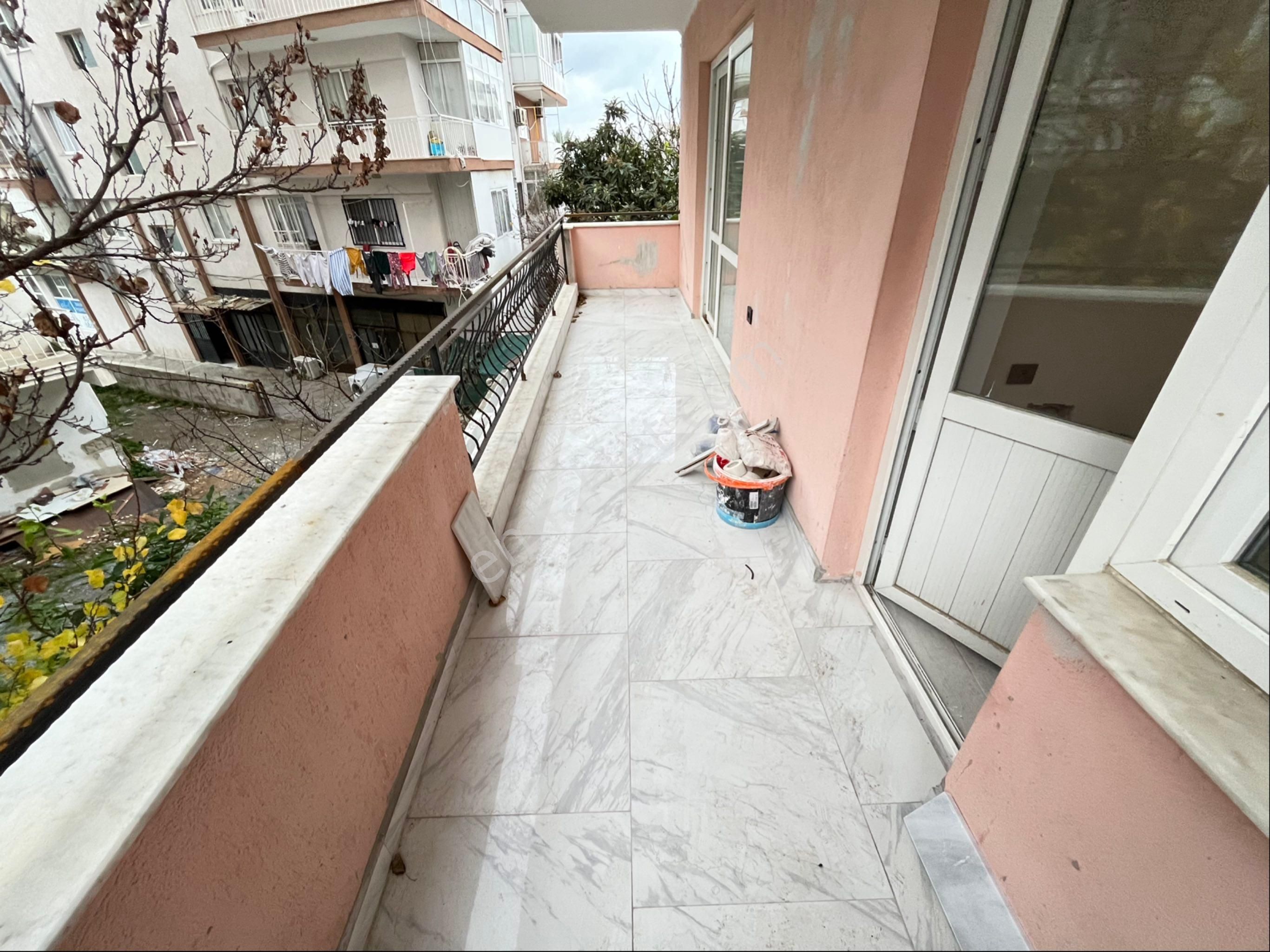 Kuşadası Kadınlar Denizinde İçi Yapılı 3artı 1 Satılık Daire - Görsel 9