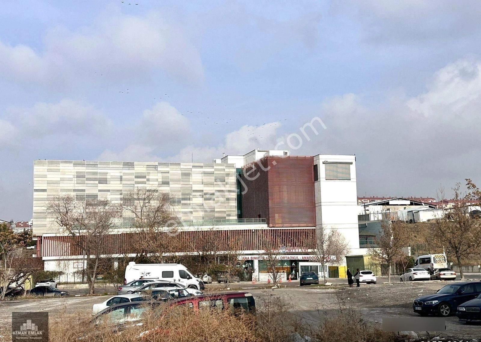 Yıldırımlar S.sitesinde 205 M2 İki Katlı Devren Kiralık Servis - Görsel 21