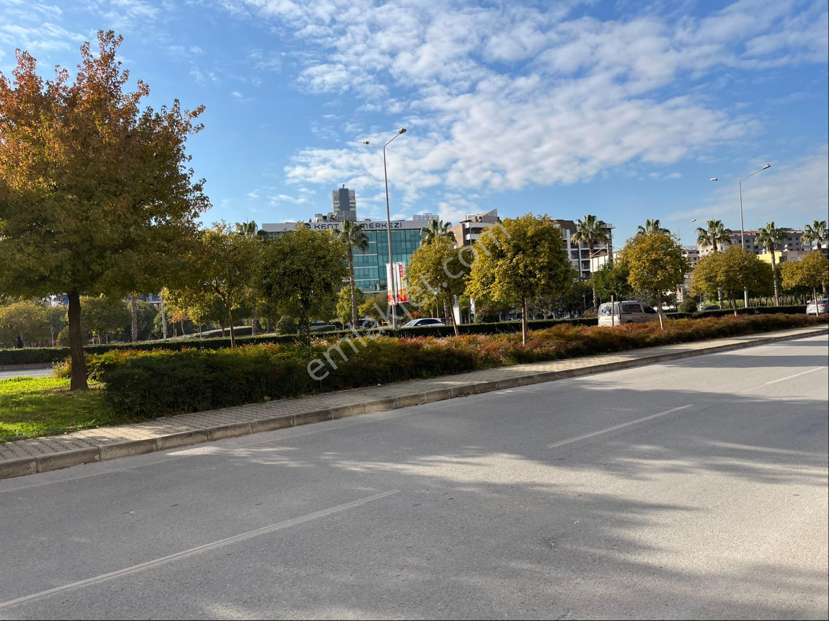 Bayraklı Mansuroğlu Mahalesinde Manzaralı Sıfır 3+1 - Görsel 15