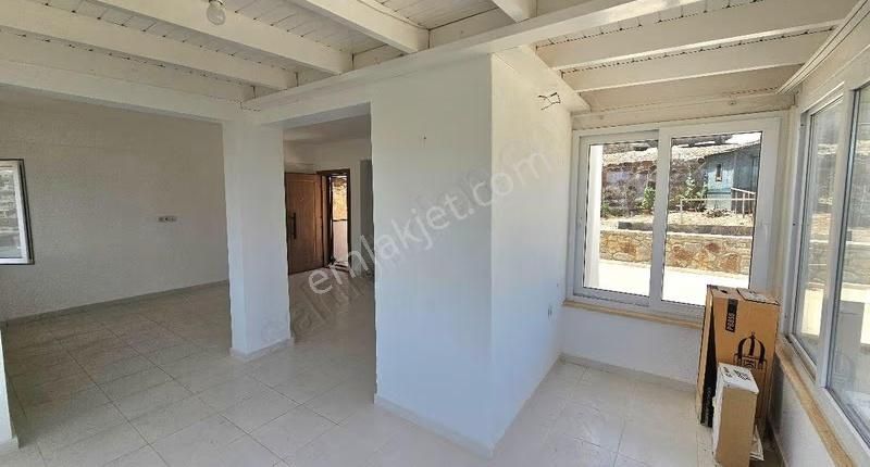 Gümüşlükte Doğa İle İç İçe, Bakımlı Geniş 3+1 Dubleks Villa - Görsel 12