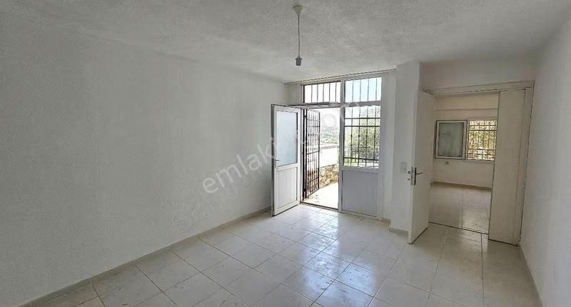 Gümüşlükte Doğa İle İç İçe, Bakımlı Geniş 3+1 Dubleks Villa - Görsel 13