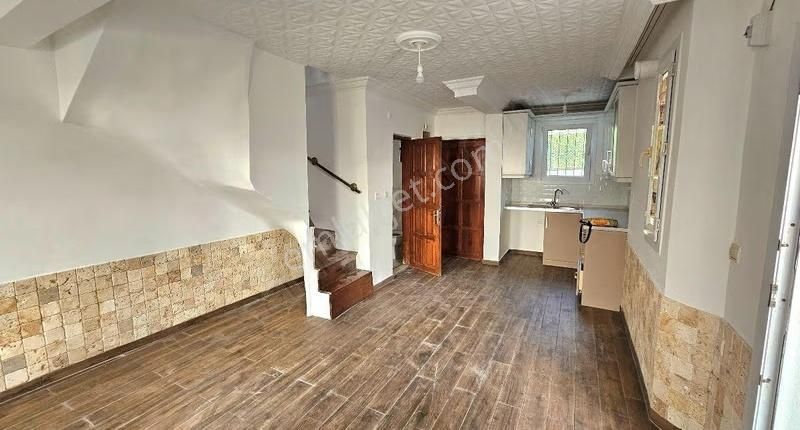 Gümüşlük Merkezde Müstakil Parselli, Bahçeli Ve Aidatsız 3+1 - Görsel 30