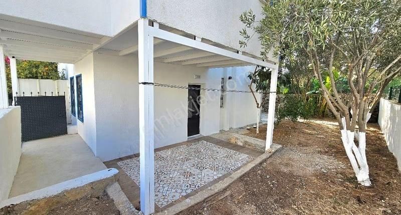 Gümüşlük Merkezde Müstakil Parselli, Bahçeli Ve Aidatsız 3+1 - Görsel 14