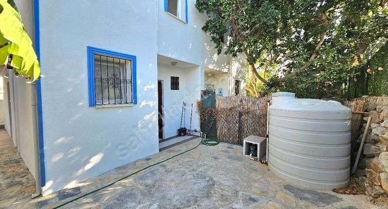 Gümüşlük Merkezde Müstakil Parselli, Bahçeli Ve Aidatsız 3+1 - Görsel 6