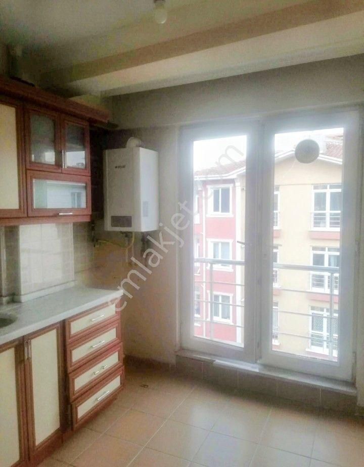 Bahçeli Evler Mahallesi Satılık Kiraciılı 2+1 Daire - Görsel 16