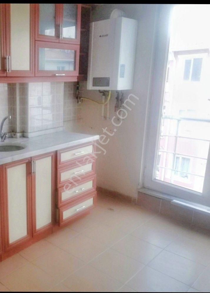 Bahçeli Evler Mahallesi Satılık Kiraciılı 2+1 Daire