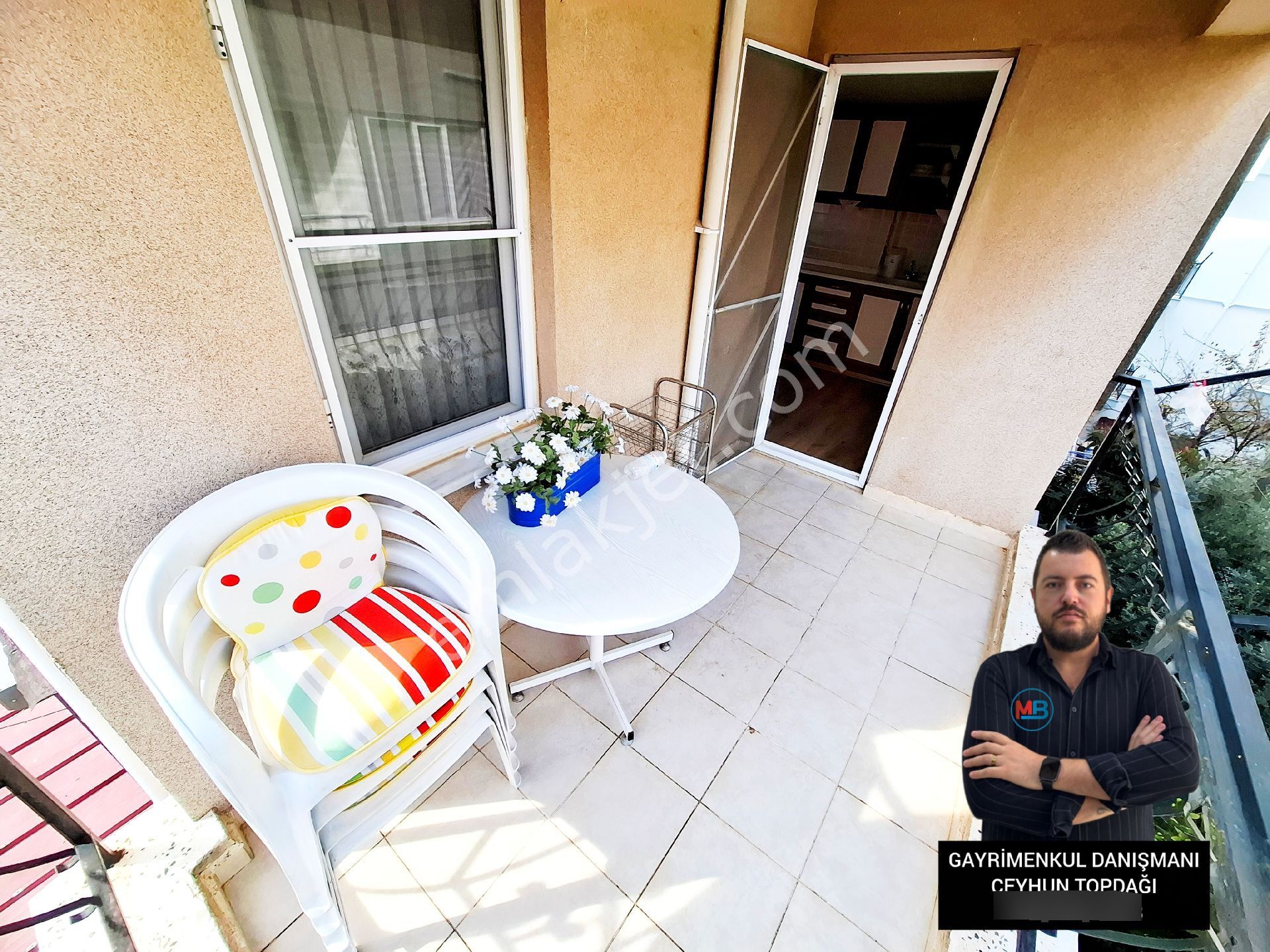 Didim'de Satılık 3+1 Denize Yakın Eşyalı Ön Cephe Geniş Daire ! - Görsel 25