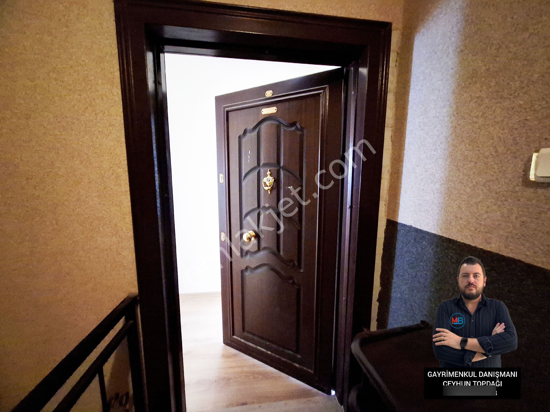 Didim'de Satılık 3+1 Denize Yakın Eşyalı Ön Cephe Geniş Daire ! - Görsel 2