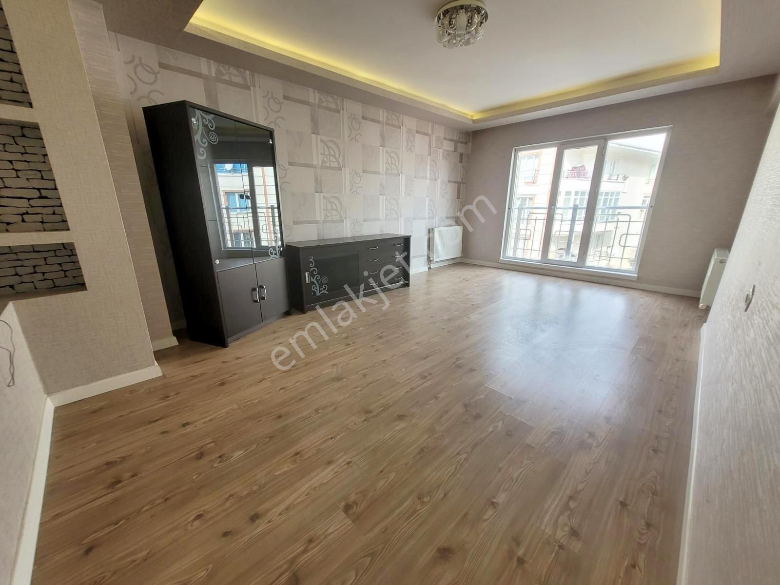 Hemdem Gayrimenkul'den Piyade'de Full Yapılı Ön Cephe Çift Girişli 4+1 Satılık Daire - Görsel 8