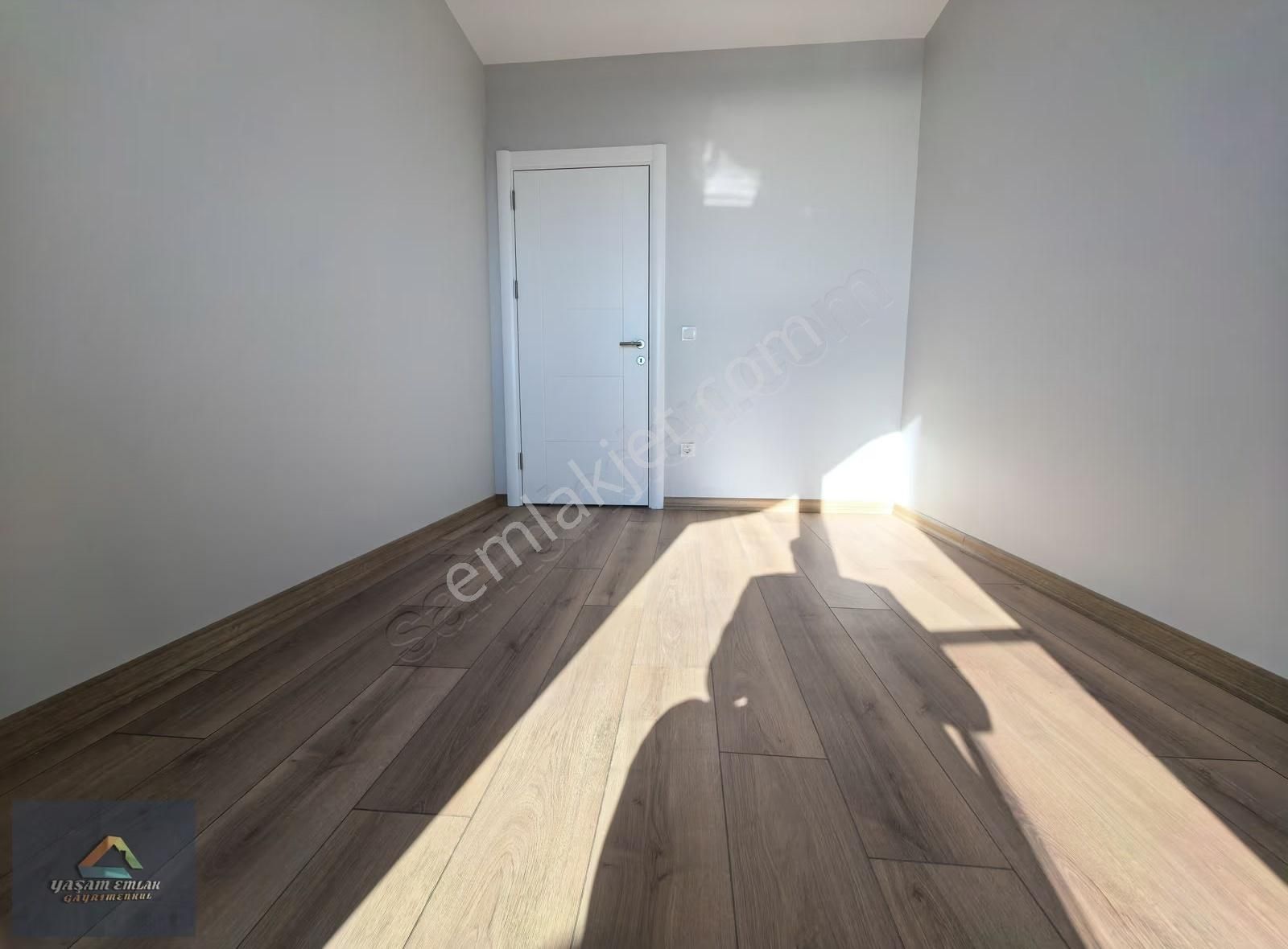 Yaşam'dan Siltaş Panorama'da 3,5+1 Ara Kat Deniz Manzaralı Daire - Görsel 5