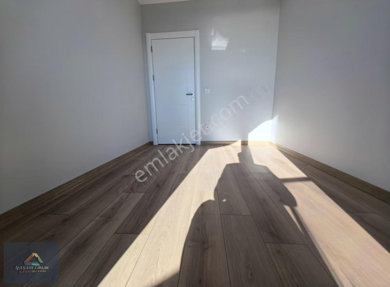 Yaşam'dan Siltaş Panorama'da 3,5+1 Ara Kat Deniz Manzaralı Daire - Görsel 18