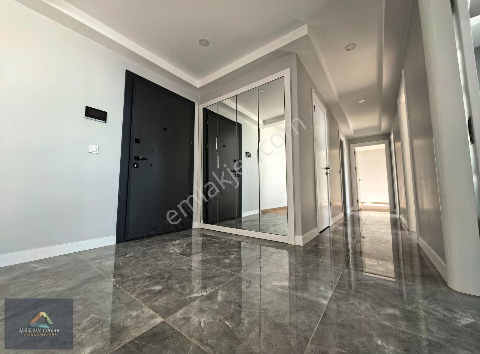 Yaşam'dan Siltaş Panorama'da 3,5+1 Ara Kat Deniz Manzaralı Daire - Görsel 29