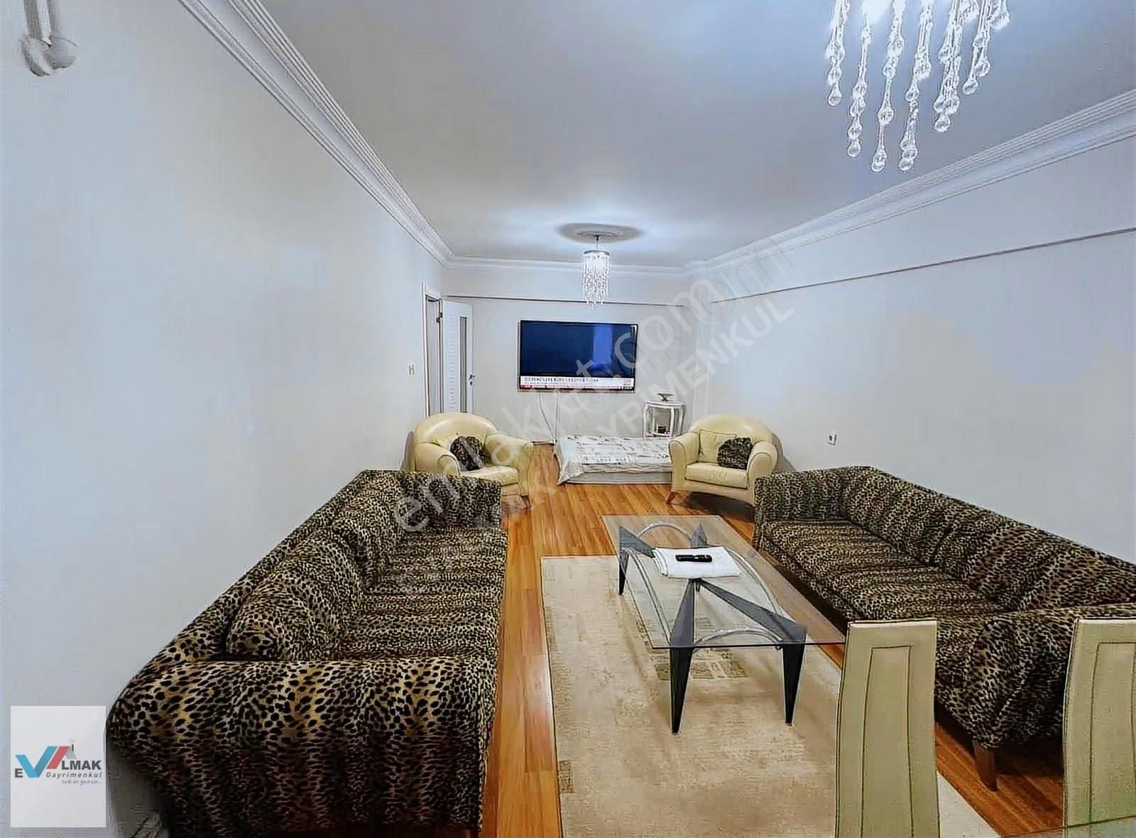 Evalmak'ta Tevfikbey Mah, Site İçerisinde 3+1 Satılık Daire