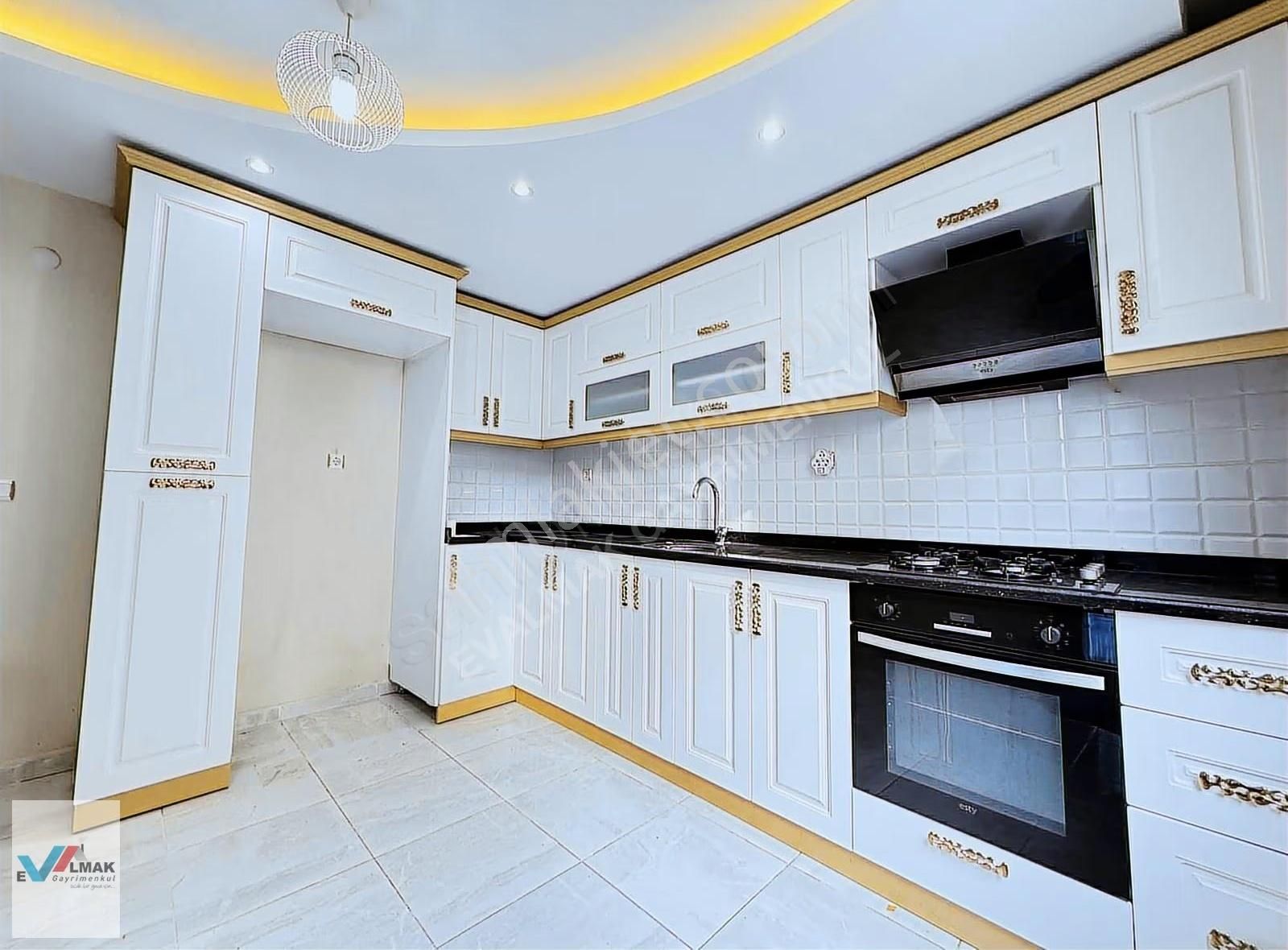 Evalmak'ta İnönü Mah.de 3+1(115m2) Köşe Başı Geniş Ferah Arakat - Görsel 24