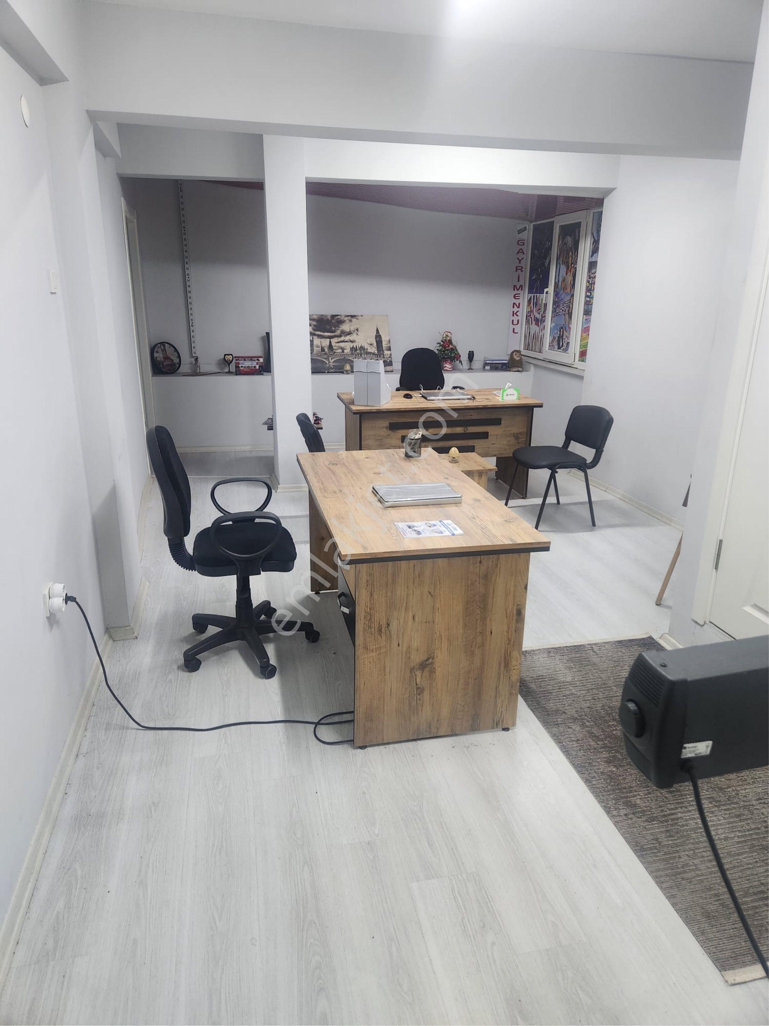 Gazi Caddesi Ana Cadde Üstü 1.kat Eşyalı Lüks Yapılı Ofis - Görsel 3