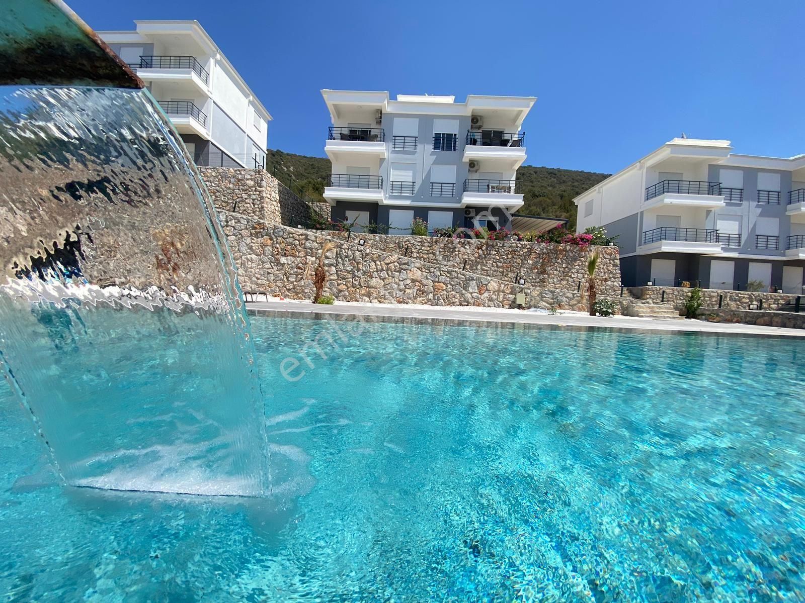 Didim Akbük'te Sonsuz Deniz Manzaralı 2+1 Daire