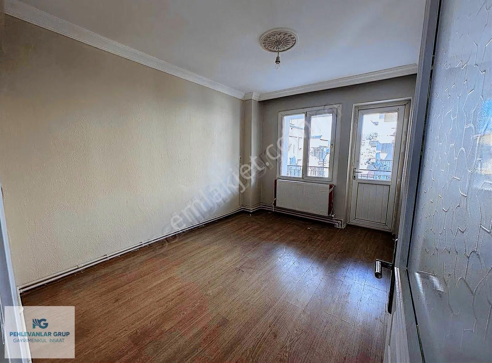 Pehlevanlar'dan Aydınlıkevler Mah. 3+1 Doğalgazlı Daire - Görsel 3