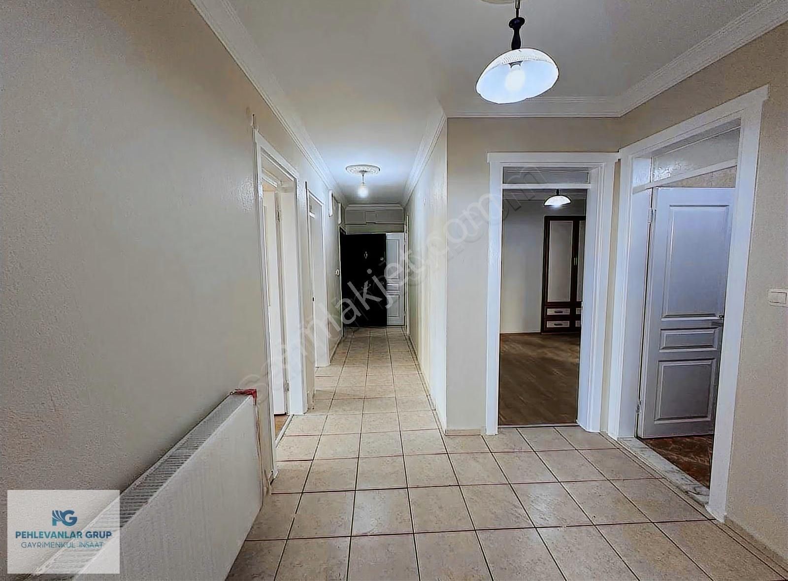 Pehlevanlar'dan Aydınlıkevler Mah. 3+1 Doğalgazlı Daire - Görsel 5