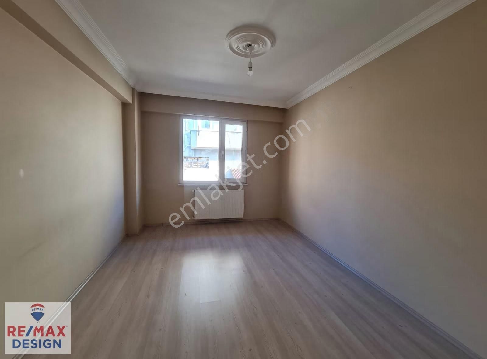 Adapazarı-maltepe Mah.de 3.kat 3+1 128 M2 Kiralık Ferah Daire - Görsel 2
