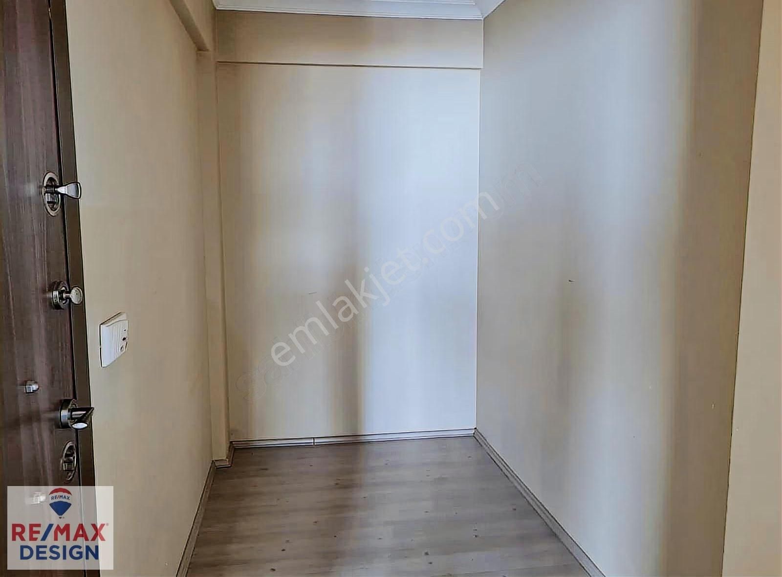 Adapazarı-maltepe Mah.de 3.kat 3+1 128 M2 Kiralık Ferah Daire - Görsel 14