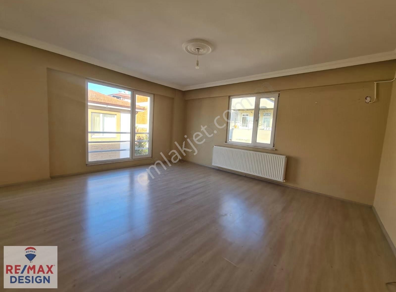 Adapazarı-maltepe Mah.de 3.kat 3+1 128 M2 Kiralık Ferah Daire - Görsel 10