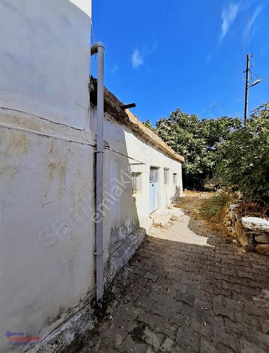 Startkey Pelit Yazı'da Satılık Bahceli Taş Ev - Görsel 17