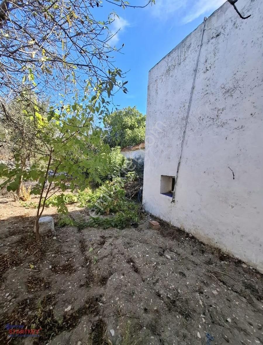 Startkey Pelit Yazı'da Satılık Bahceli Taş Ev - Görsel 22