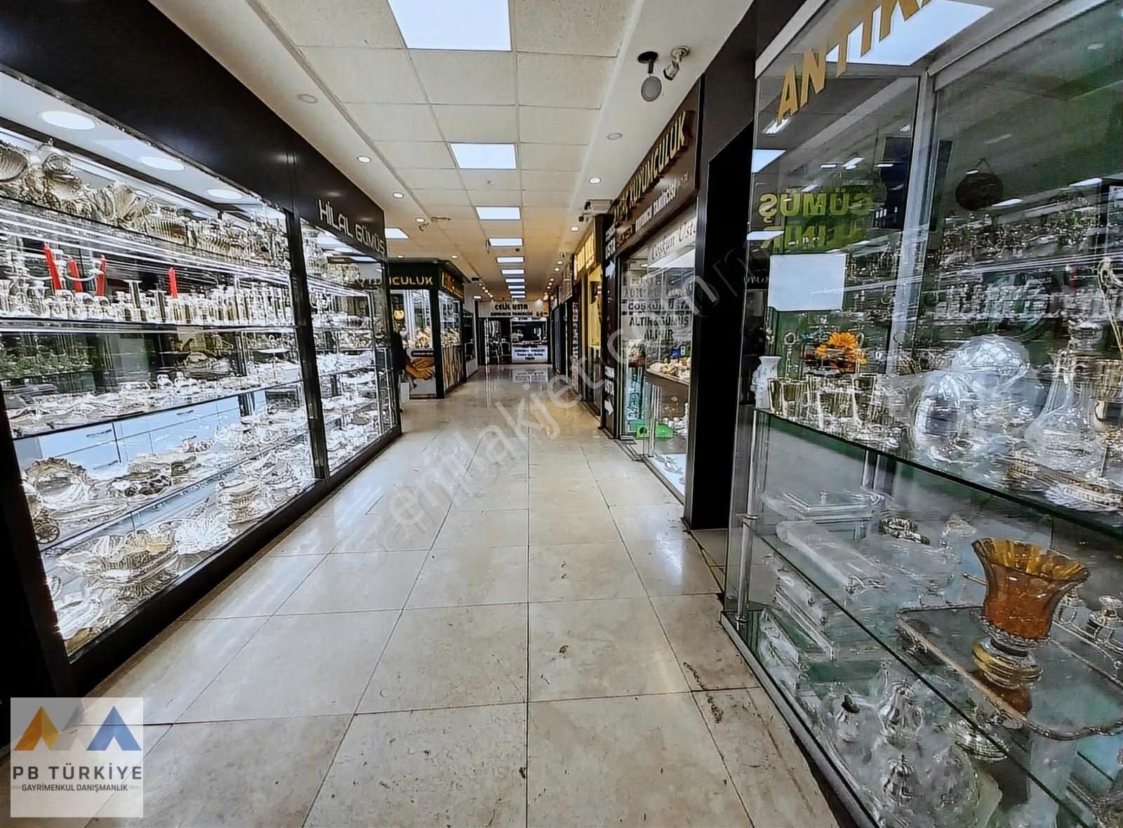 Şaşkınbakkal Bağdat Cad.kazım Kulan Çarşısında Satılık Dükkan!!! - Görsel 6