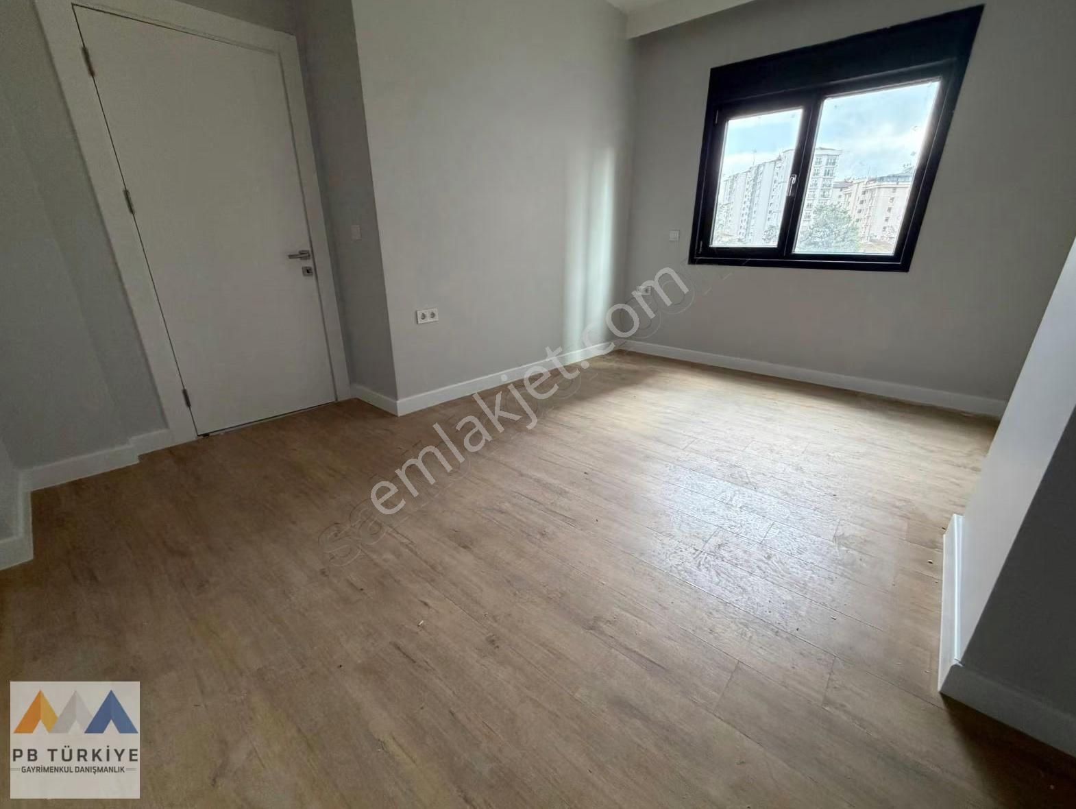 Kozyatağı'nda Sıfır İçi Yapılı 2+1 Satılık Daire ...! - Görsel 4