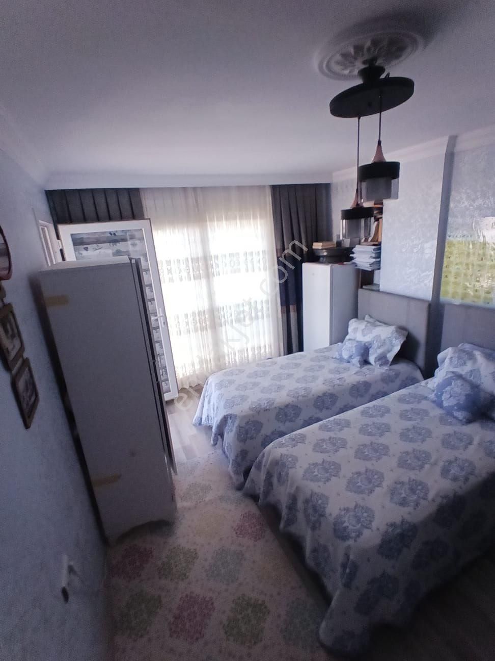 ❗️6 Yaşında Binada Ara Kat Ön Cephe 2+1 Daire Ayrı Mutfak❗️ - Görsel 7