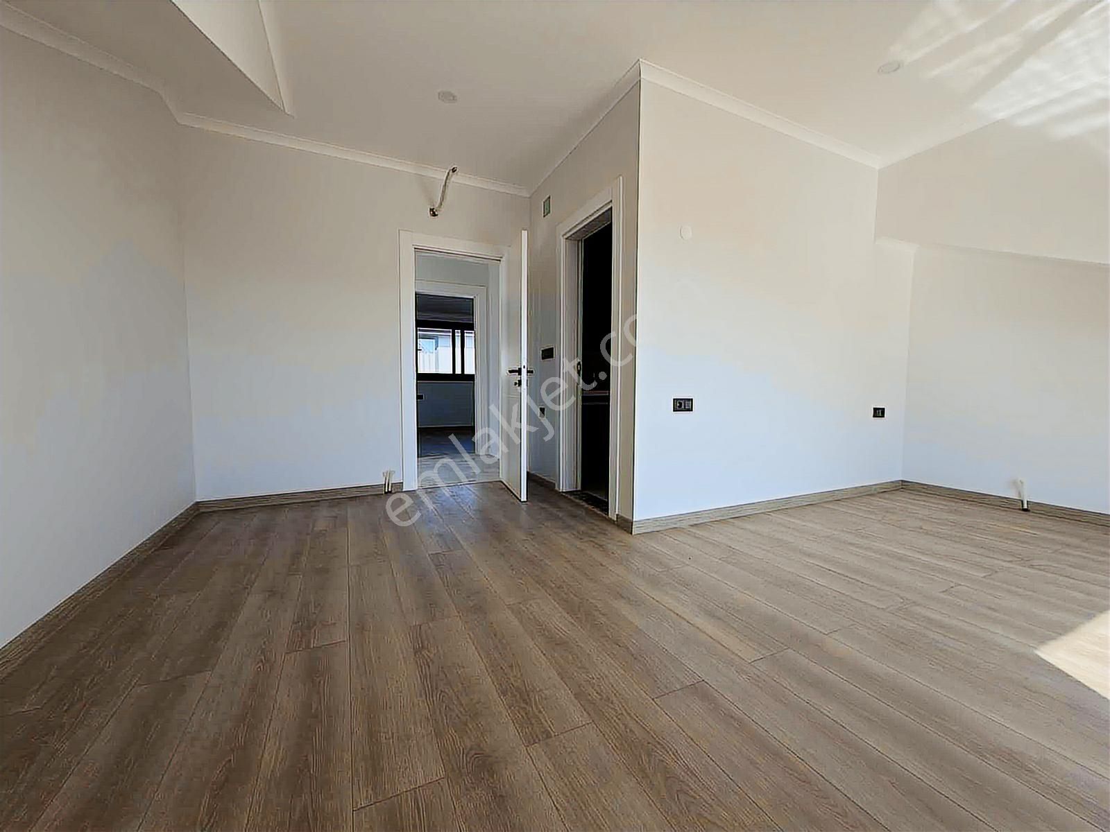 Karagedik Mah'de 5+1 Tam Müstakil Villa - Görsel 18