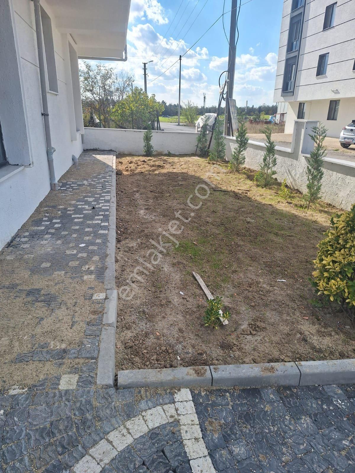 Bahçelievler 1+1 Ayrı Mutfaklı Ön Cephe Çevre Yoluna Beş Dakika - Görsel 7