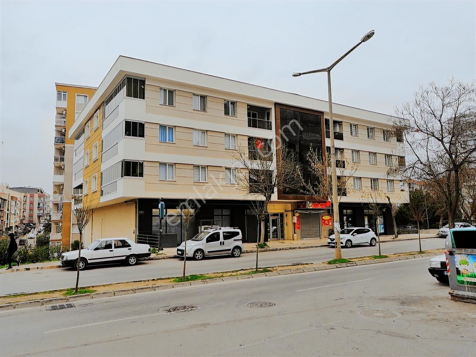 Buca Yıldız Mah 3+1 D.gazlı Ebeveyn Banyolu Balkonlu Köşe Daire - Görsel 13