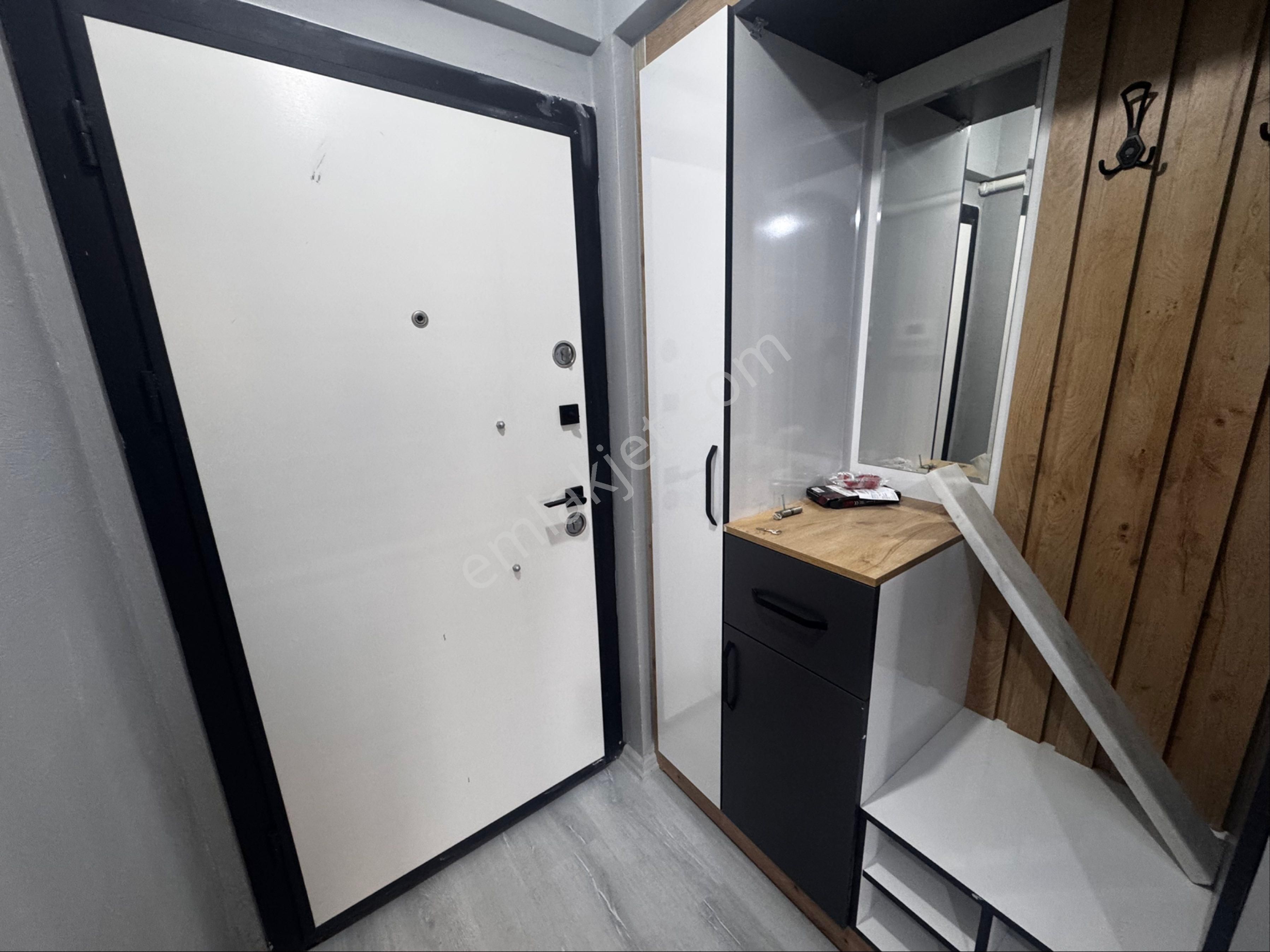 Cadde Üzeri Satılık Doğalgazlı Daire - Görsel 26