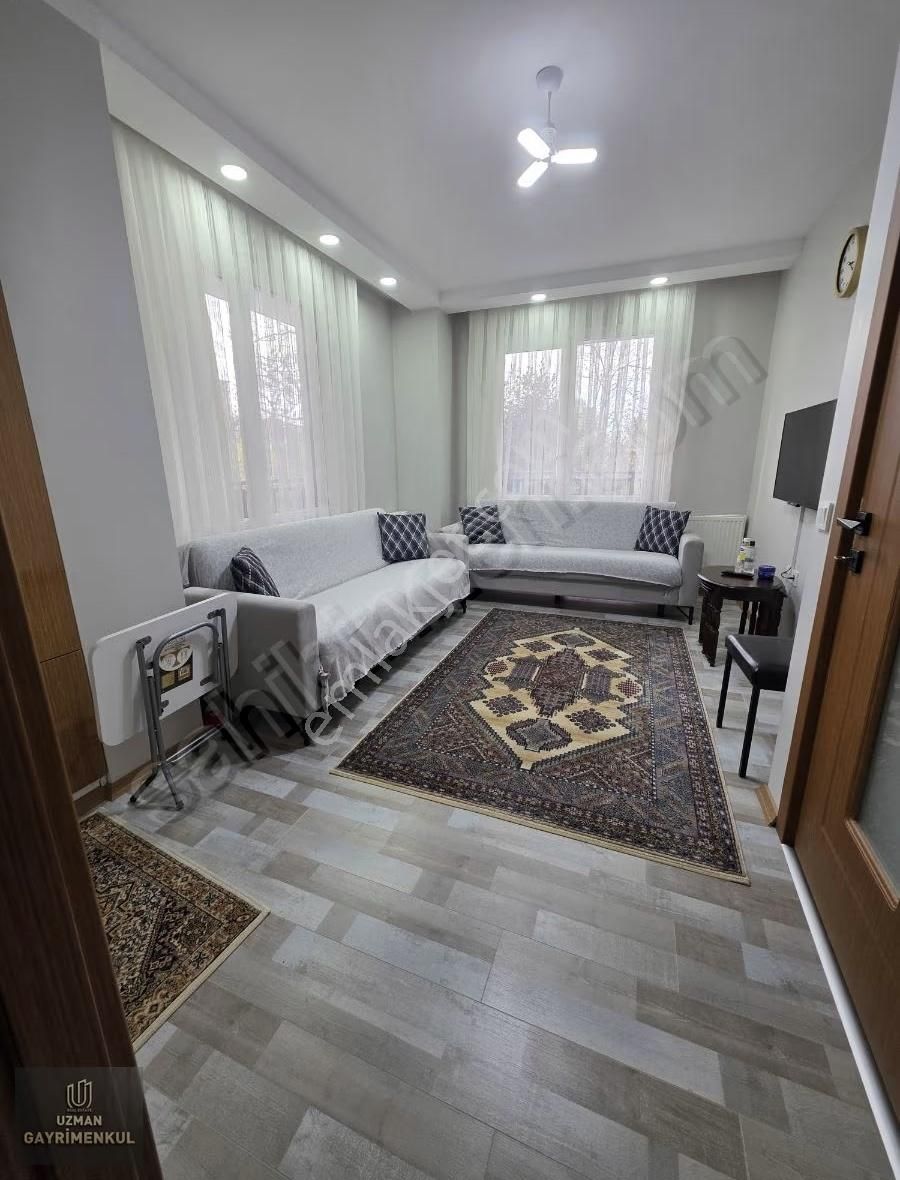 Avcılar Merkezi Konumun 2 Yıllık Bina 1+1ayrı Mutfaklı Daire