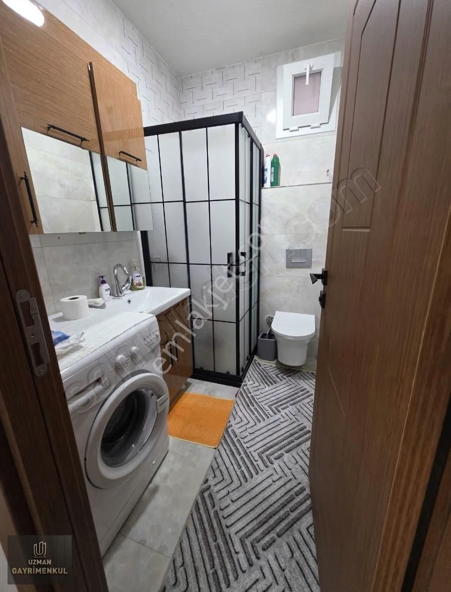 Avcılar Merkezi Konumun 2 Yıllık Bina 1+1ayrı Mutfaklı Daire - Görsel 18