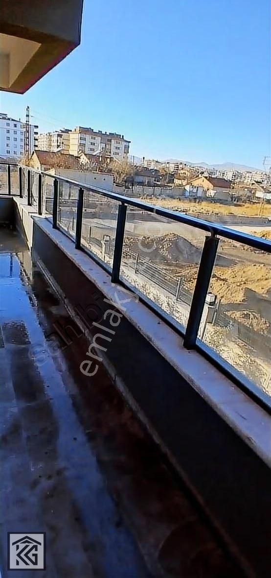 Ahmet Hamdi Göğüs Caddesi Üzerinde Kiralık Sifir Daire - Görsel 17