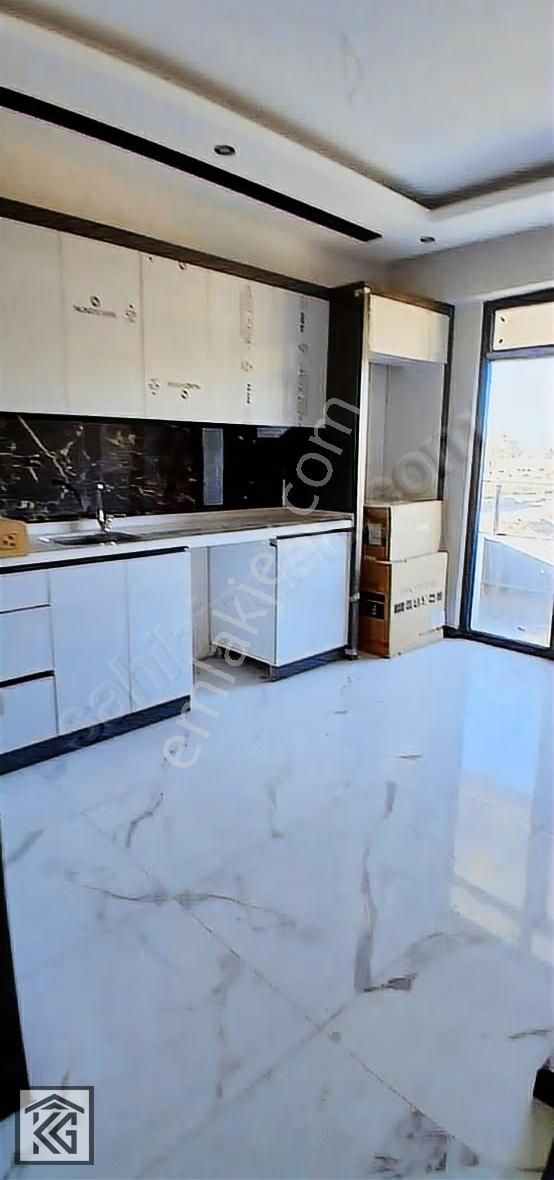 Ahmet Hamdi Göğüs Caddesi Üzerinde Kiralık Sifir Daire - Görsel 11
