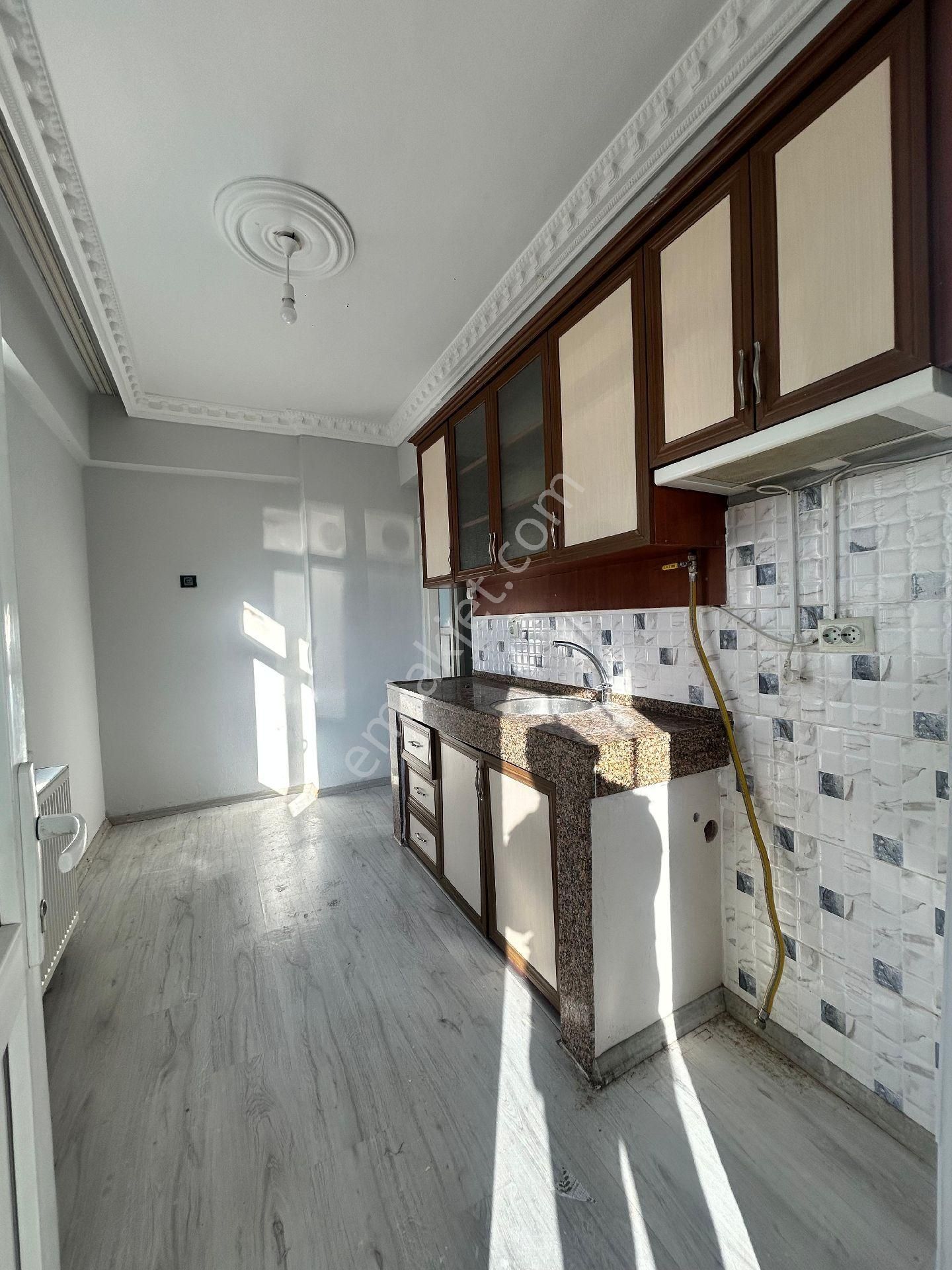 Yenidoğan Mah. 4.kat 2+1 Dış Cepheli - Görsel 14